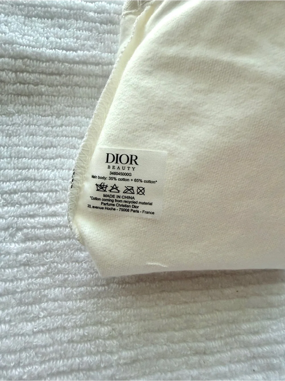 Dior Rosy Glow in shade 004 Coral BN (with flaw) + Dust Bag Discontinued Shade